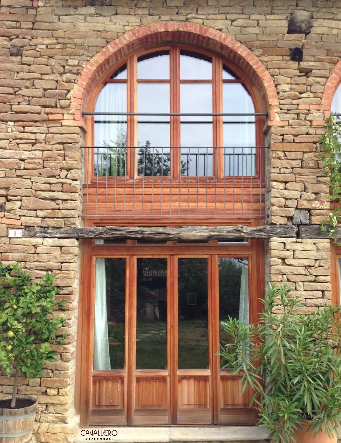 Linea Epoca: finestre in legno in stile antico