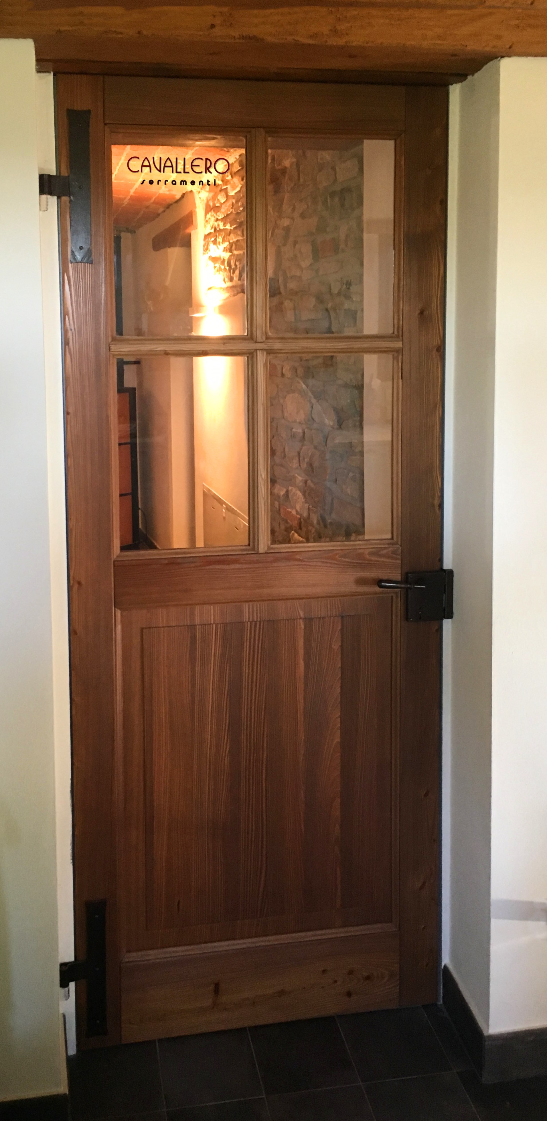 Porta interna in legno Larice BIO senza telaio cardini a muro